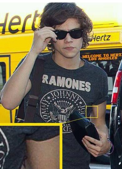 one-direction-2012-calendar-1316437849-view-0
